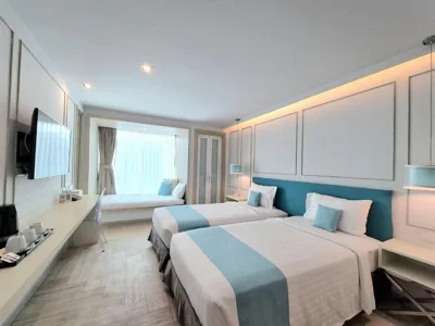 Deluxe tweepersoonskamer met tweepersoonsbed of twee eenpersoonsbedden — The Bloc Hotel Phuket