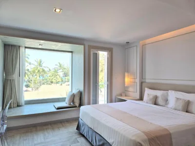 Deluxe kamer met gedeeltelijk zeezicht — The Bloc Hotel Phuket